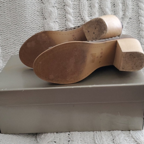 Booties - Picture 4 of 4